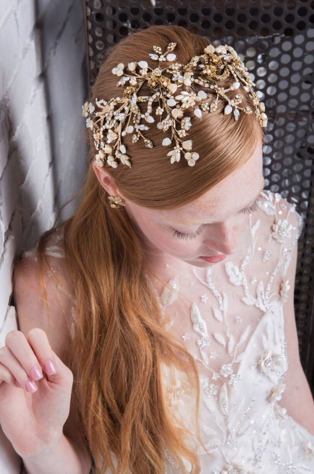 Wedding Hairstyle Featured Wedding Hair Accessory Maria