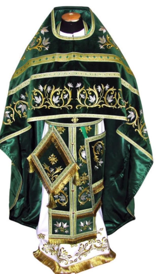Une tenue pas seulement pour la messe