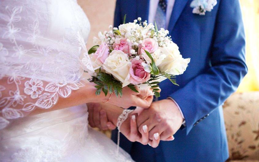 Le mariage civil entraîne automatiquement des effets juridiques puissants. Il impose un régime matrimonial qui détermine la gestion des biens et des dettes du couple.