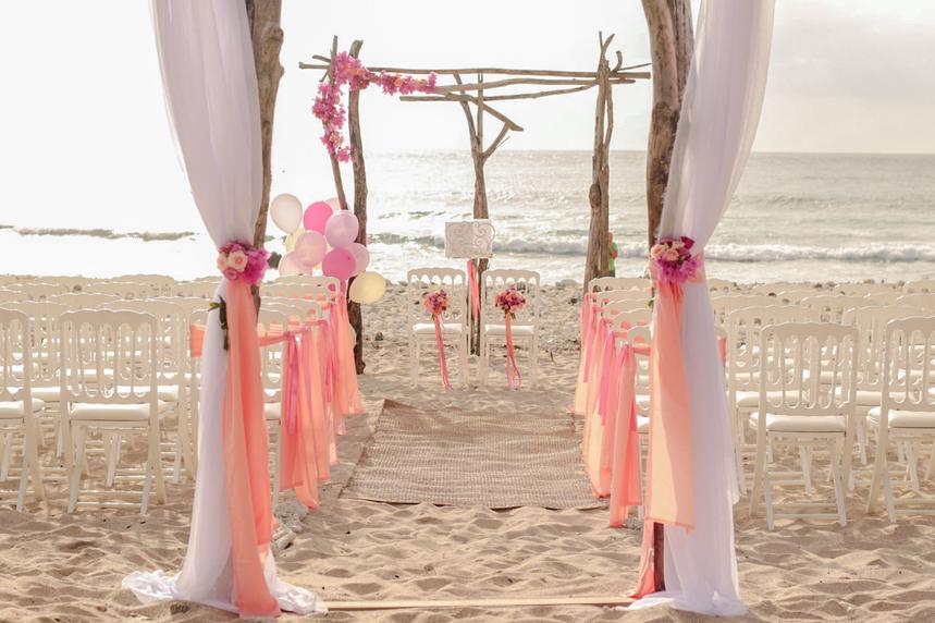 Le mariage laïque donne une place centrale à votre entourage. Celui-ci devient acteur et non simple spectateur.