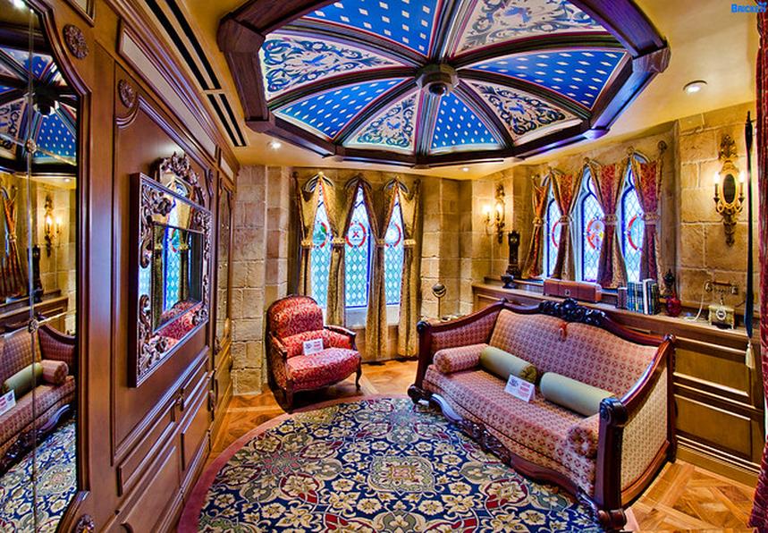 4. Pourquoi cette exclusivité ? Une stratégie Disney bien pensée