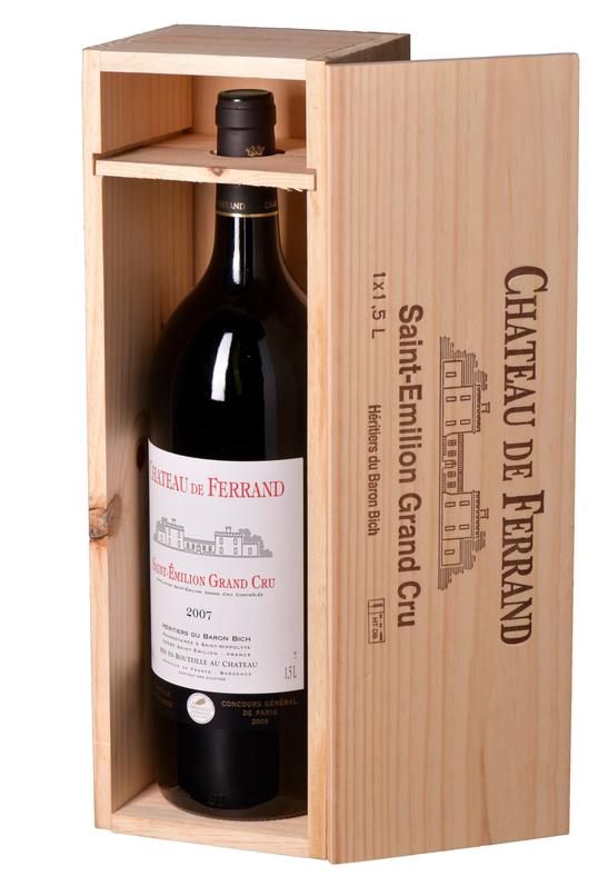 En 1977, le baron Marcel Bich, entrepreneur d’origine italienne mais totalement installé en France, décide de "transformer l’eau en vin". Pas simplement une expression pour lui : il vend une partie de ses parts dans son empire de l’eau minérale pour acheter le Château de Ferrand, situé au cœur de Saint-Émilion, une des appellations les plus réputées de Bordeaux.
