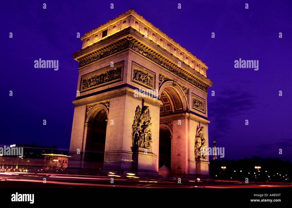 L’expérience touristique entre ces deux icônes