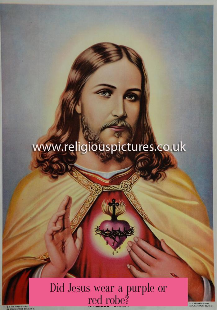 Did Jesus wear a purple or red robe?