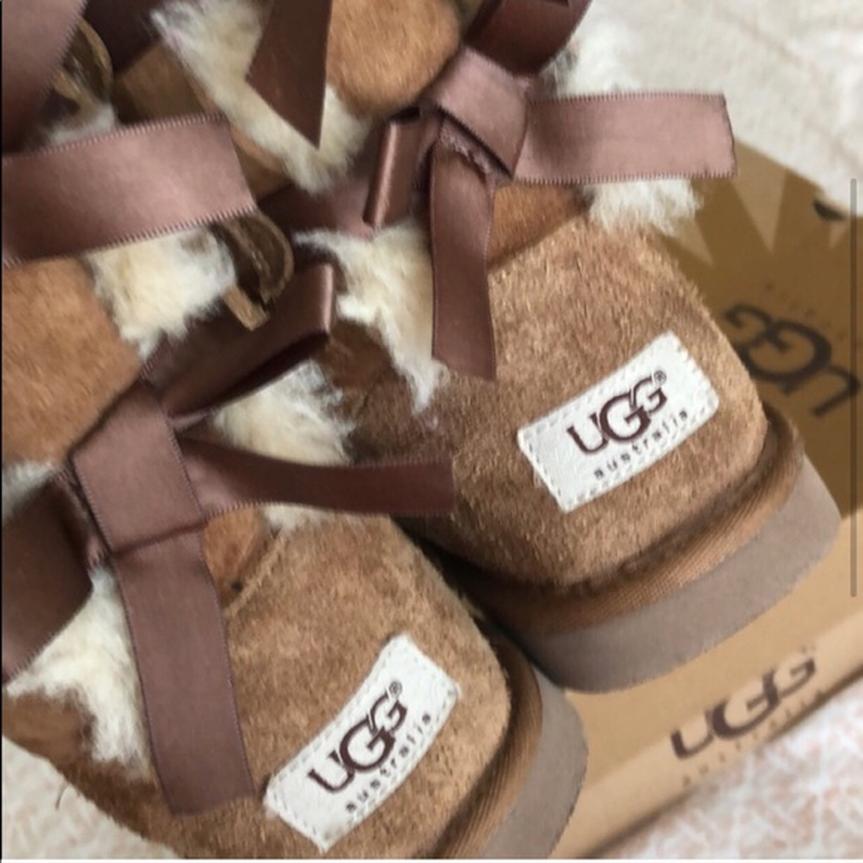 Ne soyez plus victime, voici comment reconnaître les vraies UGGs d’un coup d’œil