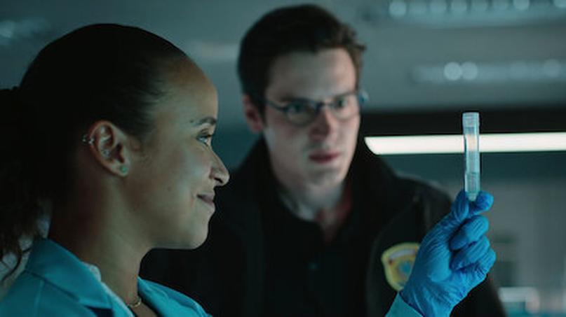 Les commentaires sont élogieux : « Le meilleur hack Netflix », « J’ai regardé toute la liste, délai sans fin », « Un must pour les fans de vrais crimes ». Cette astuce devient un phénomène viral grâce à sa simplicité et la qualité du contenu proposé.