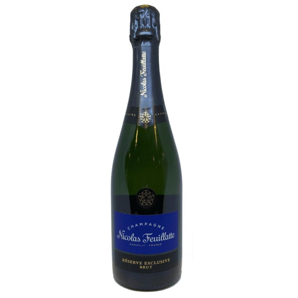 Le Centre Vinicole représente un très grand nombre de viticulteurs champenois. Il produit environ 24 millions de bouteilles par an et s’impose comme la plus grande union de coopératives de Champagne. Le rachat de Nicolas Feuillatte en 1986 a permis à la marque de devenir un des leaders du marché mondial du Champagne.