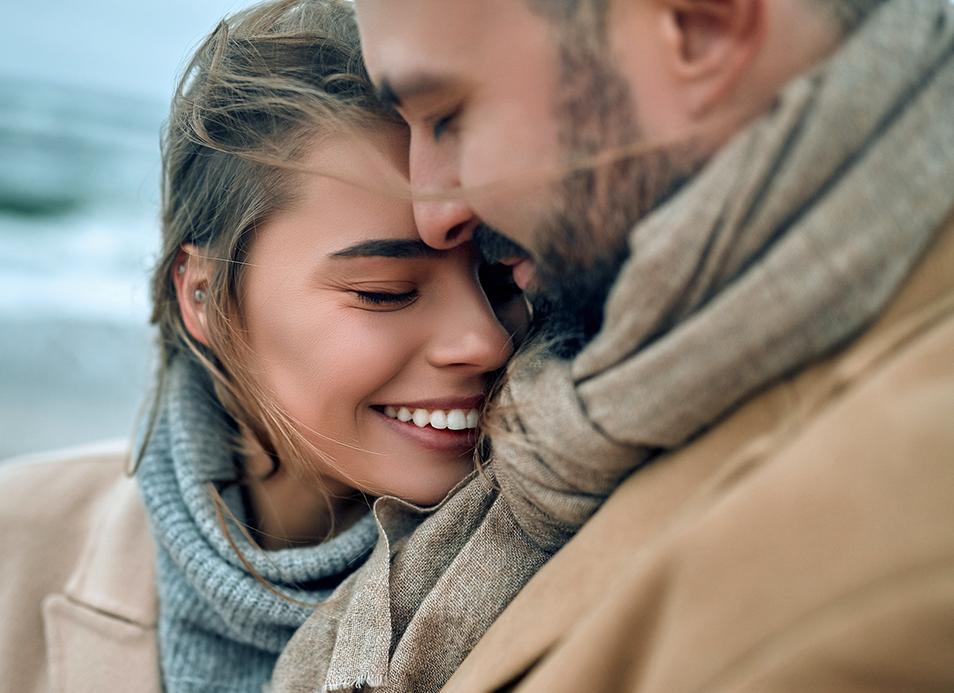 Pour illustrer, on peut rapprocher cette expression du proverbe « À ventre saoul cerises amères », qui signifie qu’on finit par rejeter ce qui est en excès ou trop parfait.