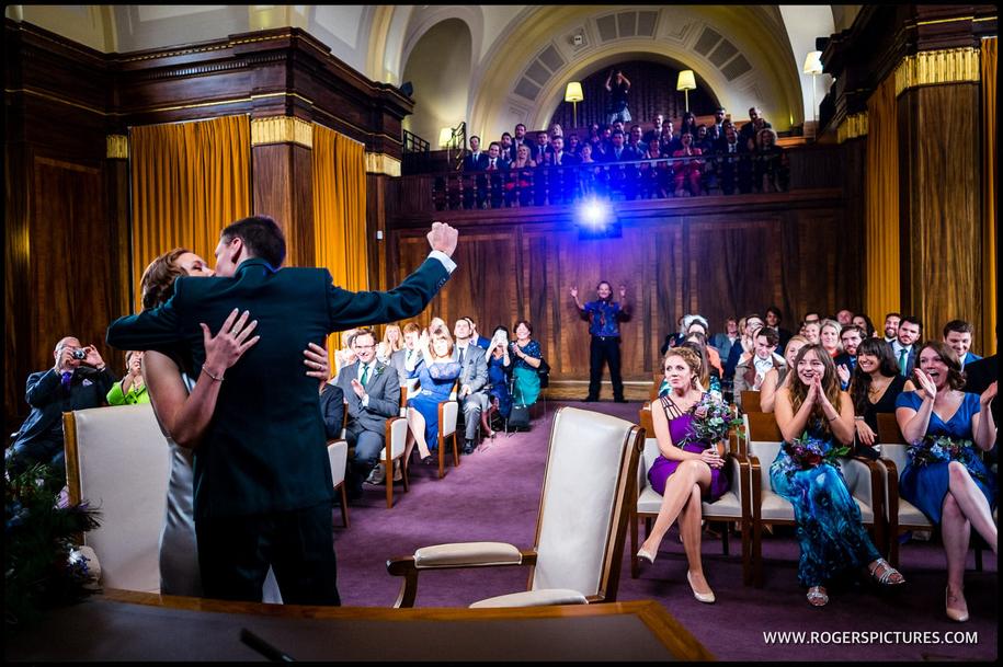 Comment préparer son mariage civil à la mairie ? Les démarches incontournables