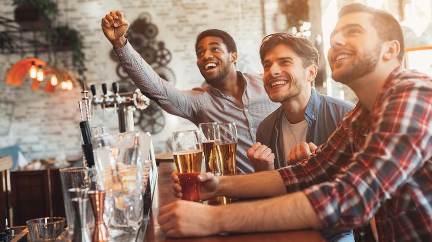 Que se passe-t-il lors d'un enterrement de vie de garçon ? Plongée dans cette tradition festive et conviviale